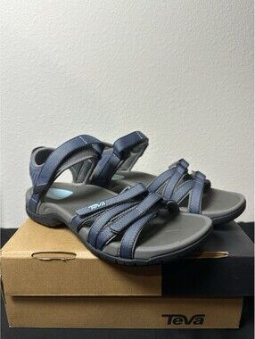 Teva Tirra bering sea comfort hiking sandals women’s Size 8